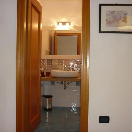 Lantställe Valverde *